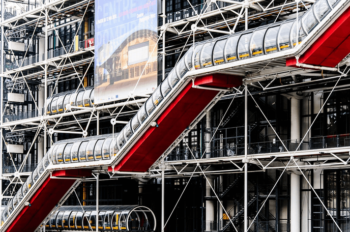 La façade du Centre Pompidou de Paris