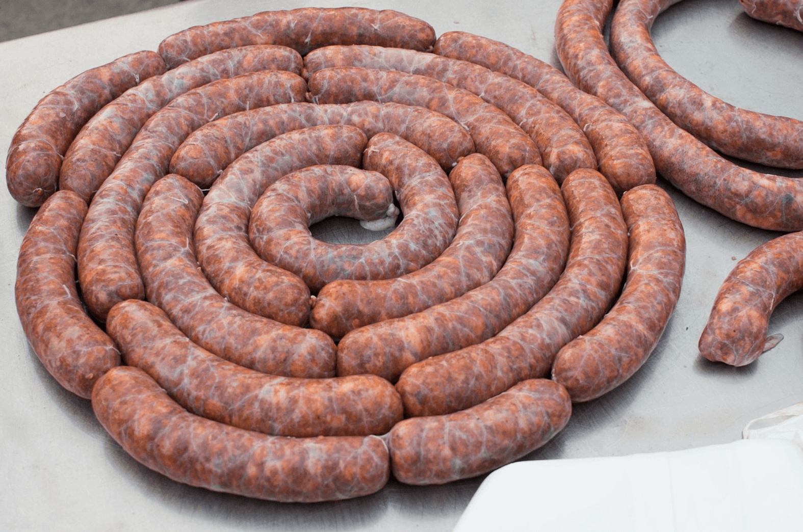 Une saucisse enroulée